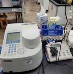 UV-visible spectrophotometer  대표이미지